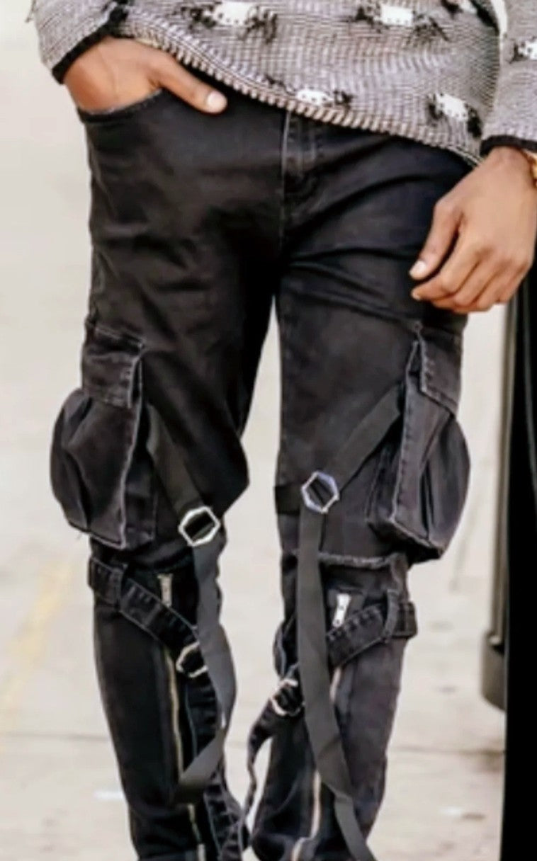 Black Fashion Jeans with Zip and Cargo Pockets
